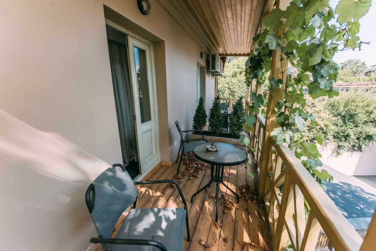 Atoneli Apartment Hotel Tbilisi Exterior photo